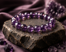 Amethyst — Calm & Intuition